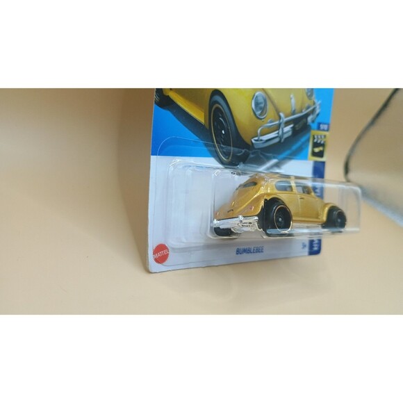 Hot Wheels 2024 VW Bug Bumblebee 186/250 Volkswagen Beetle Transformers Optimus - Picture 5 of 6